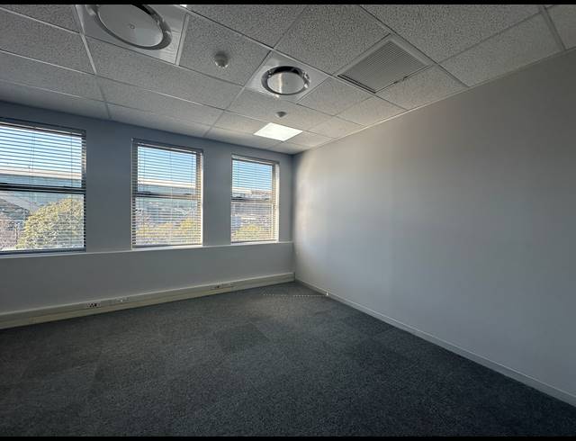 680M² OFFICE TO LET IN CENTURION CENTRAL
